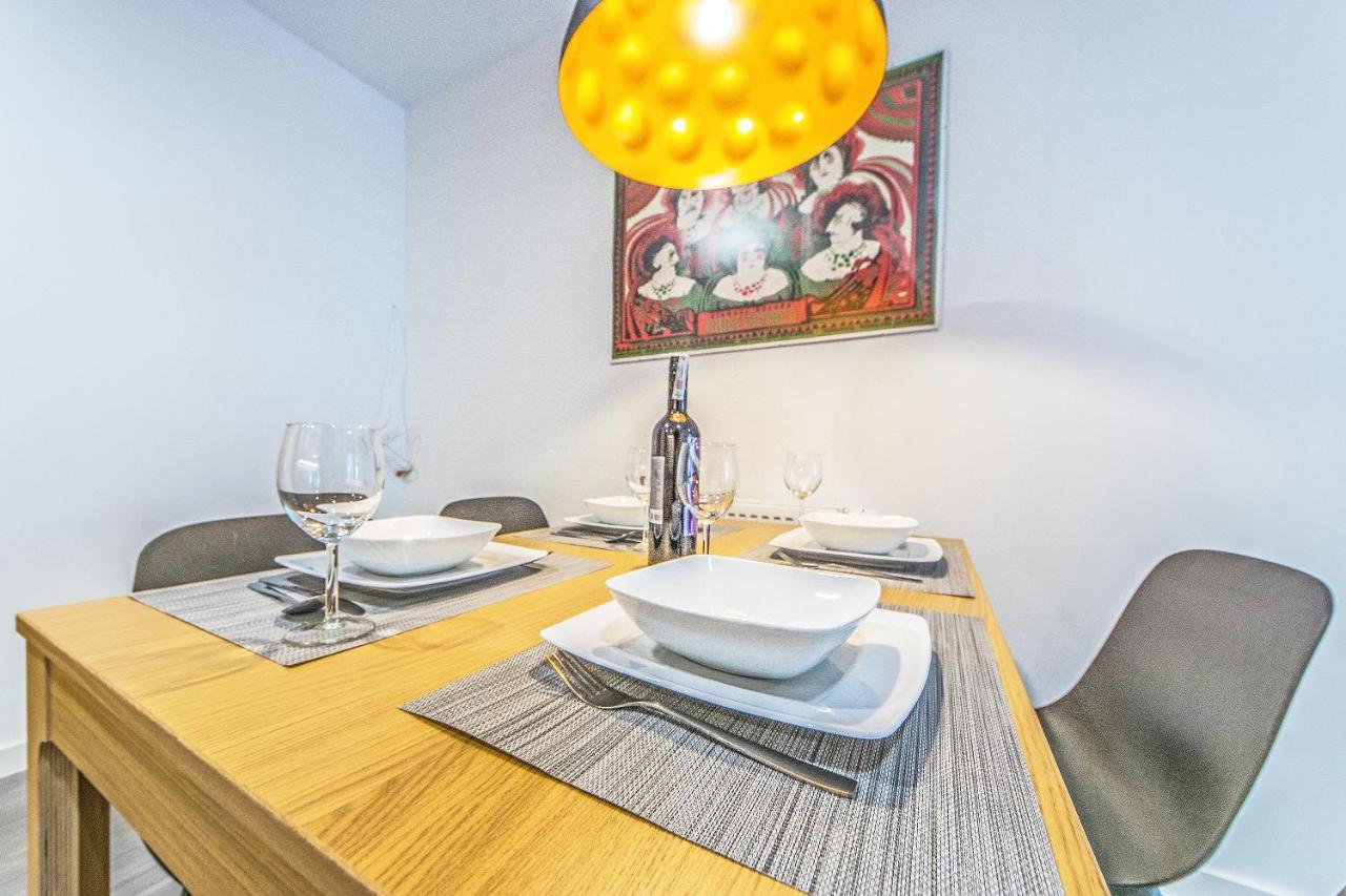 Bh Properties, Apartamenty Teatr Wybrzeze Srodmiescie Gdansk Exterior foto